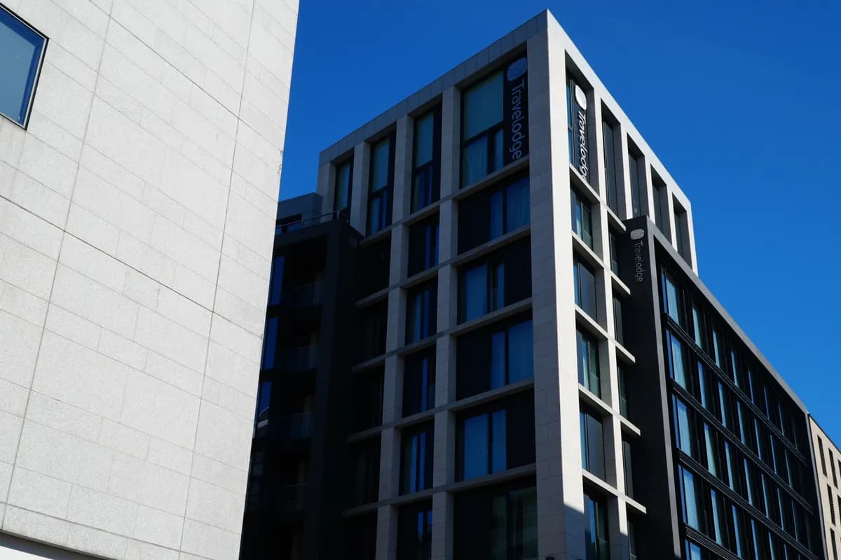 Travelodge Hotel, photographed
